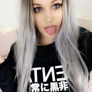 AlicexMaia live cam video preview