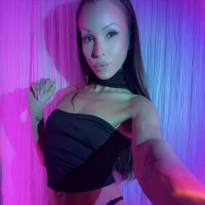 AaliyahLayla live cam video preview