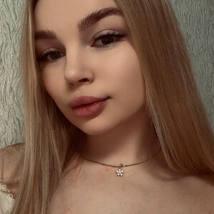 MavkaXX live cam video preview