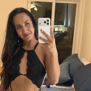 SarenaJones video