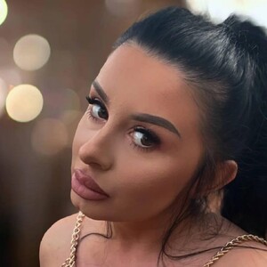 AlyxDior live cam video preview