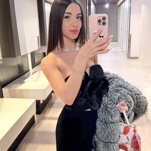 CrazyMia69 live cam video preview