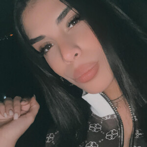 AylinHazel Hispanic webcam from United Kingdom
