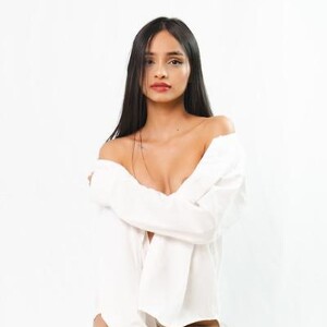 Hanna_botero1 featured webcam