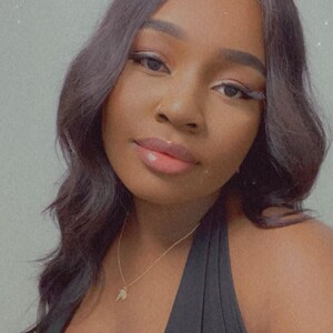 Itsanna_b Ebony webcam from United Kingdom