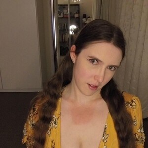 SterlingChaos Milf webcam from Australia