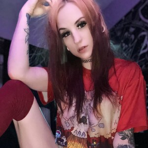 XLilithxMoonX webcam livesex profile in bondage cams